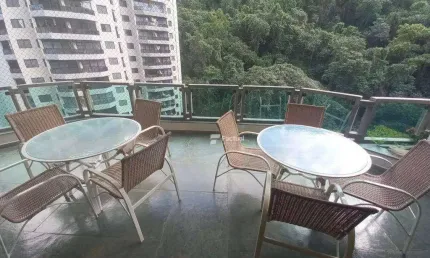 Apartamento com 3 dormitórios à venda, 186 m² - Pitangueiras - Guarujá/SP