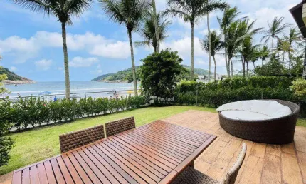 Casa com 4 dormitórios à venda, 350 m² por R$ 7.800.000,00 - Praia de Pernambuco - Guarujá/SP