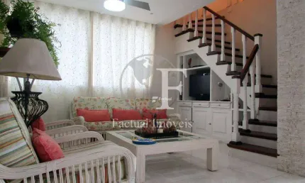 Cobertura com 3 dormitórios à venda, 160 m² por R$ 520.000,00 - Enseada - Guarujá/SP
