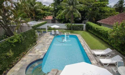 Casa com 5 dormitórios, 415 m² - venda ou aluguel anual - Praia de Pernambuco - Guarujá/SP