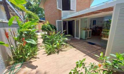 Casa com 4 dormitórios à venda, 440 m² por R$ 2.500.000,00 - Enseada - Guarujá/SP
