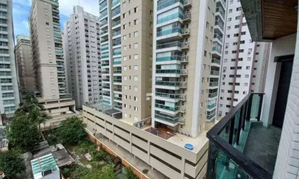 Apartamento com 3 dormitórios à venda, 200 m² por R$ 1.375.000,00 - Pitangueiras - Guarujá/SP