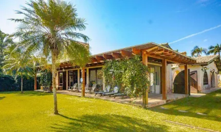 Casa com 5 dormitórios à venda, 428 m² por R$ 2.100.000,00 - Praia de Pernambuco - Guarujá/SP