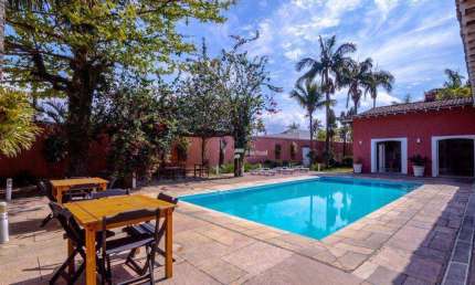 Casa com 8 dormitórios à venda, 700 m² por R$ 2.600.000,00 - Praia de Pernambuco - Guarujá/SP