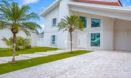 Casa com 5 dormitórios à venda, 398 m² por R$ 3.950.000,00 - Acapulco - Guarujá/SP