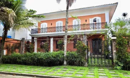 Casa com 8 dormitórios à venda, 450 m² por R$ 2.000.000,00 - Praia de Pernambuco - Guarujá/SP