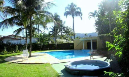 Casa com 4 dormitórios à venda, 400 m² por R$ 2.400.000,00 - Acapulco - Guarujá/SP