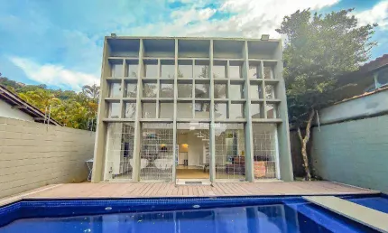 Casa com 2 dormitórios à venda, 90 m² por r$ 590.000,00 - praia de pernambuco - guarujá/sp