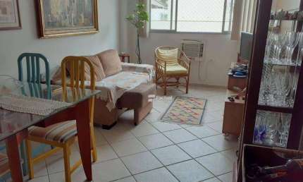 Apartamento com 2 dormitórios à venda, 74 m² por R$ 425.000,00 - Pitangueiras - Guarujá/SP