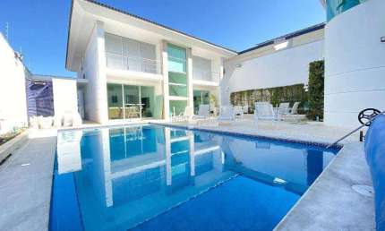 Casa a uma quadra da Praia da Enseada - Guarujá, SP