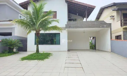 Casa com 3 dormitórios à venda, 200 m² por R$ 1.300.000,00 - Pernambuco II - Guarujá/SP