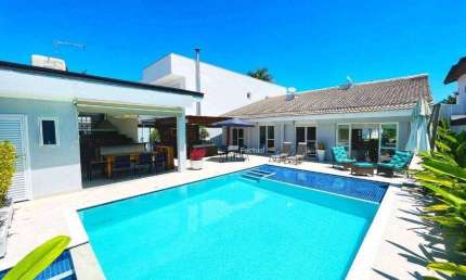 Casa com 4 dormitórios, 203 m² - venda por r$ 2.200.000,00 ou aluguel por r$ 14.000,00/mês - acapulco - guarujá/sp