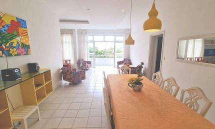 Apartamento à venda na Praia das Pitangueiras - Guarujá/SP.