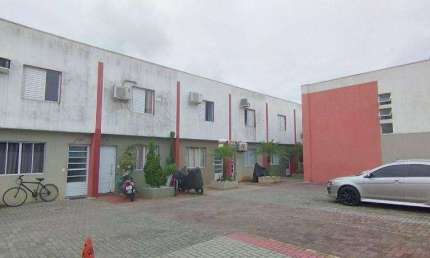 Village com 2 dormitórios à venda, 62 m² por R$ 290.000,00 - Enseada - Guarujá/SP