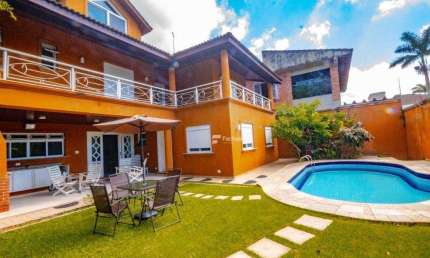 Casa com 6 dormitórios à venda, 360 m² por R$ 2.100.000,00 - Praia de Pernambuco - Guarujá/SP