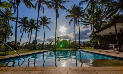 Casa com 5 dormitórios à venda, 650 m² por R$ 3.700.000,00 - Praia de Pernambuco - Guarujá/SP