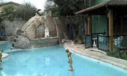 Casa com 10 dormitórios à venda, 1577 m² por R$ 3.200.000,00 - Praia de Pernambuco - Guarujá/SP
