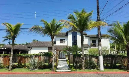 Casa com 5 dormitórios à venda, 301 m² por r$ 2.400.000,00 - pernambuco i - guarujá/sp