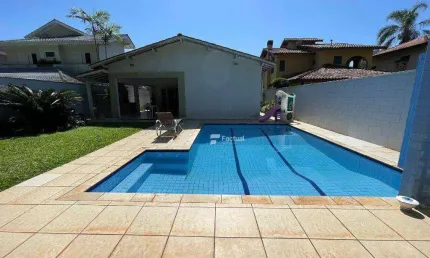Casa com 4 dormitórios à venda, 231 m² - Riviera de São Lourenço - Bertioga/SP