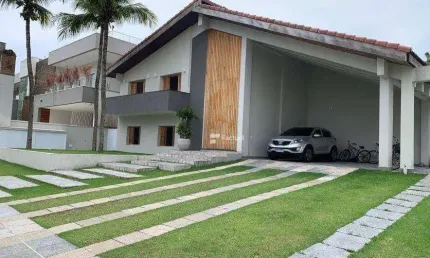 Casa com 6 dormitórios à venda, 592 m² por R$ 8.000.000,00 - Acapulco - Guarujá/SP