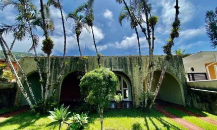 Casa com 4 dormitórios à venda, 350 m² por R$ 620.000,00 - Albamar - Guarujá/SP