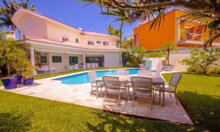 Casa com 4 dormitórios à venda, 483 m² por r$ 4.200.000,00 - acapulco - guarujá/sp