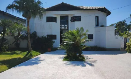 Casa com 5 dormitórios à venda, 450 m² por R$ 3.400.000,00 - Acapulco - Guarujá/SP