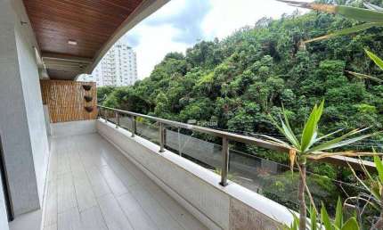 Apartamento com 3 dormitórios à venda, 105 m² por R$ 700.000,00 - Pitangueiras - Guarujá/SP