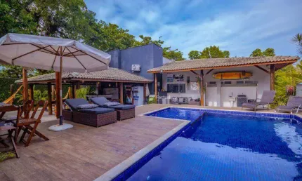 Casa com 7 dormitórios à venda, 480 m² por R$ 2.500.000,00 - Praia de Pernambuco - Guarujá/SP