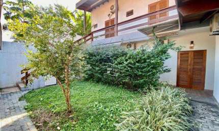 Casa com 6 dormitórios à venda, 184 m² por R$ 850.000,00 - Praia de Pernambuco - Guarujá/SP