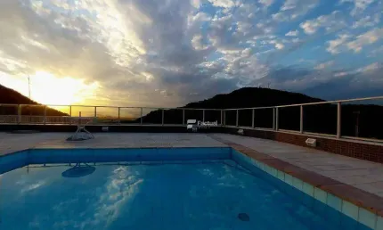 Apartamento com 4 dormitórios à venda, 244 m² por R$ 1.600.000,00 - Pitangueiras - Guarujá/SP