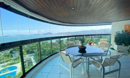 Apartamento com 5 suítes - 224 m² - Vista para o mar