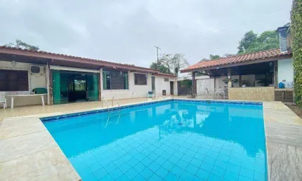 Casa com 4 quartos à venda na Rua Abdala Daige, 865, Enseada, Guarujá