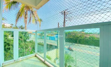 Apartamento 2 quartos com varanda perto da praia no guarujá.