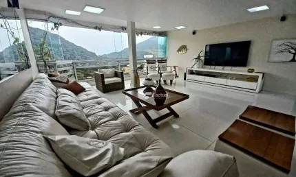 Apartamento com 3 quartos à venda na Rua Petrópolis, 192, Pitangueiras, Guarujá