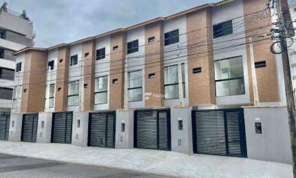Casa com 3 dormitórios à venda, 163 m² por R$ 700.000,00 - Enseada - Guarujá/SP
