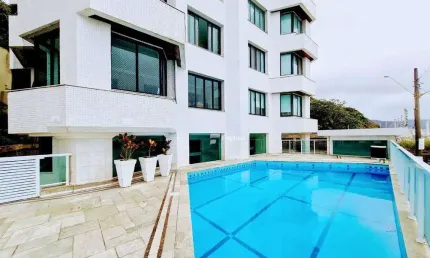 Apartamento Alto Padrão, localização privilegiada na Praia das Pitangueiras – Guarujá / SP