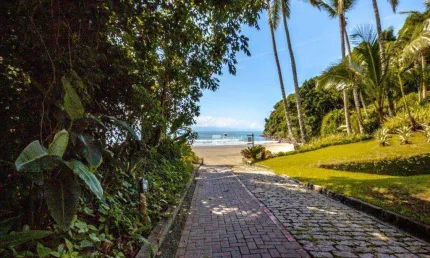 Casa á venda por R$ 26.000.000 ou aluguel por R$ 85.211/mês - Iporanga - Guarujá/SP
