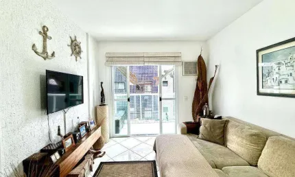 Apartamento à venda, localizado na  Praia do Tombo - Guarujá / SP.
