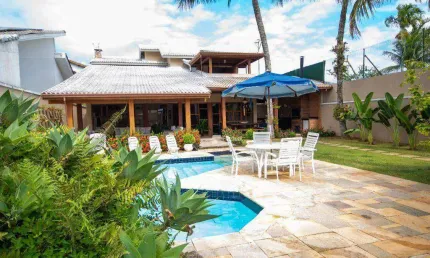Casa com 4 dormitórios à venda, 280 m² por R$ 2.350.000,00 - Acapulco - Guarujá/SP