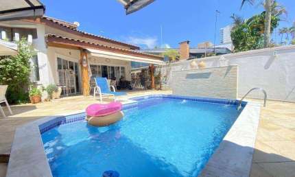 Casa com 4 dormitórios à venda, 300 m² por R$ 1.250.000,00 - Enseada - Guarujá/SP