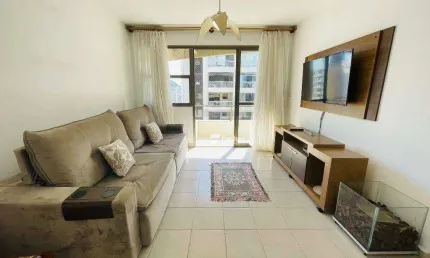 Apartamento à venda na Praia da Pitangueiras no Guarujá/SP.