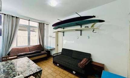 Apartamento à venda na Praia de Pitangueiras - Guarujá / SP.