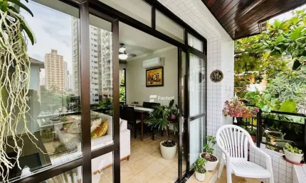 Apartamento à venda na Praia de Pitangueiras - Guarujá /SP.