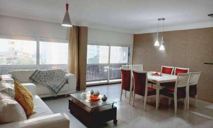 Apartamento à Venda na Praia das Pitangueiras - Guarujá/SP.