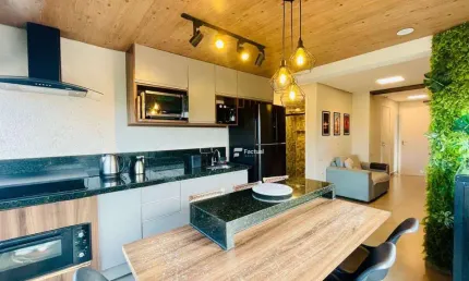Apartamento com localização privilegiada e vista mar da praia das enseada no guarujá / sp