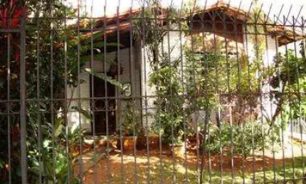 Casa para Venda em Belo Horizonte, Santa Efigênia, 5 dormitórios, 1 suíte, 4 banheiros, 6 vagas