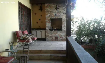 Casa para Venda em Belo Horizonte, Ouro Preto, 4 dormitórios, 1 suíte, 4 banheiros, 5 vagas