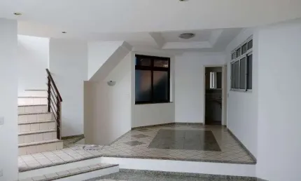 Casa para Venda em Belo Horizonte, Renascença, 6 dormitórios, 1 suíte, 4 banheiros, 4 vagas
