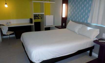 Hotel para Venda em Belo Horizonte, São Luiz, 1 dormitório, 1 suíte, 1 banheiro
